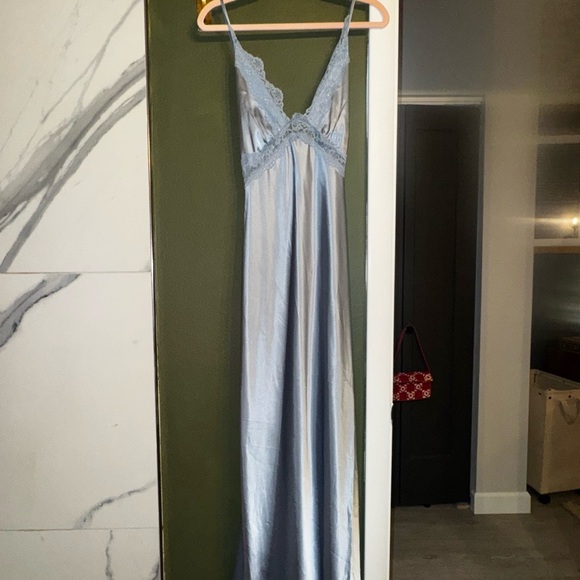 Sincerly Jules Dresses & Skirts - Elegant Blue Lace Trim dress